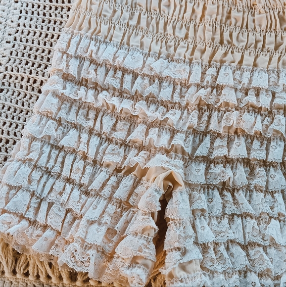 Vintage Coquette Cottagecore High Waisted Dainty Lace Petti Bloomer Shorts - Picture 8 of 10